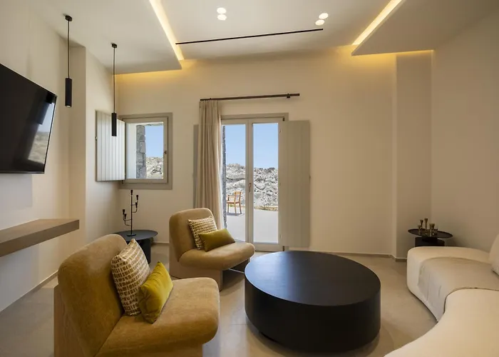 Willa The By Santo Collection